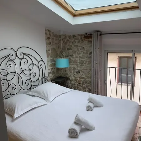 Loft 3 Pièces Dans Vieil Antibes